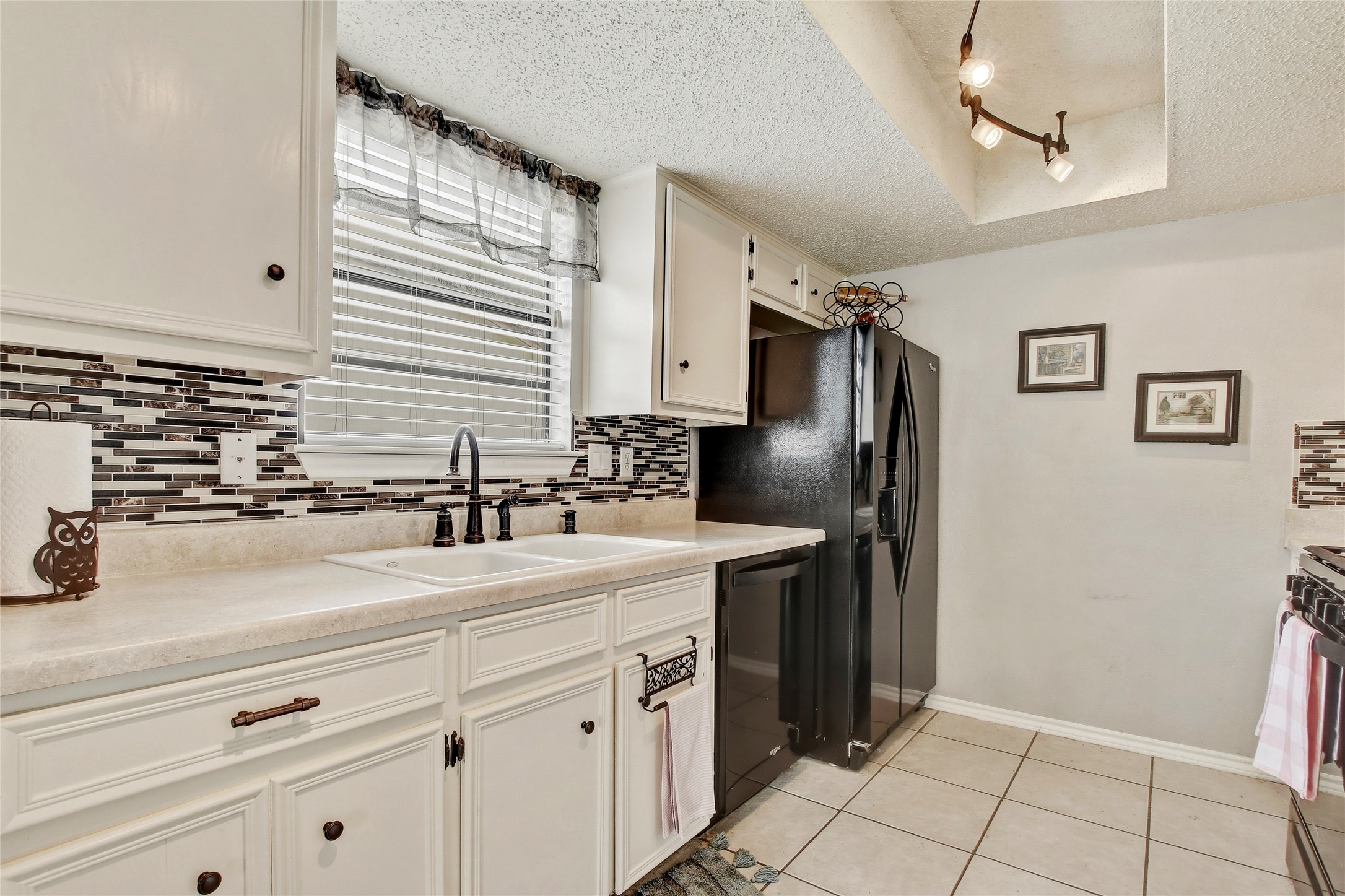 3512 Cornerstone Round Rock, TX 78681 - Photo 6 of 21