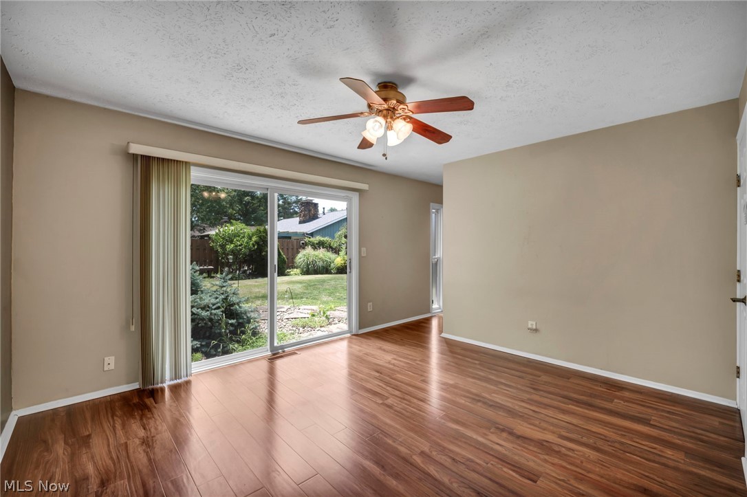 18389 Falling Water Road Strongsville, OH 44136 - Photo 28 of 47 Gallery Image 28