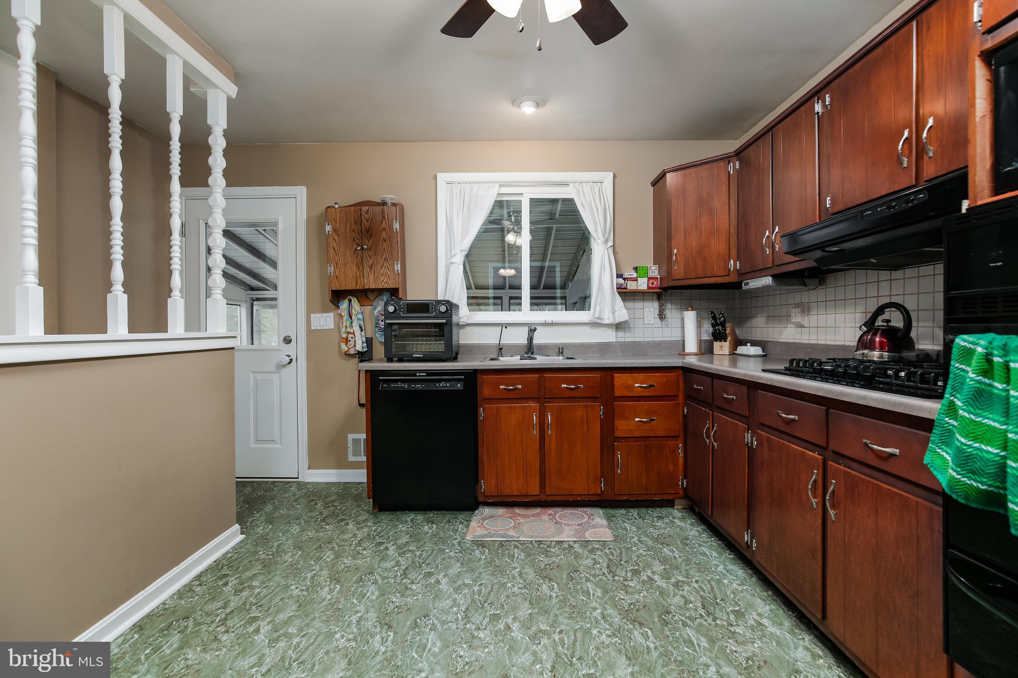 245 Walgrove Road Reisterstown, MD 21136 - Photo 11 of 27 Gallery Image 11