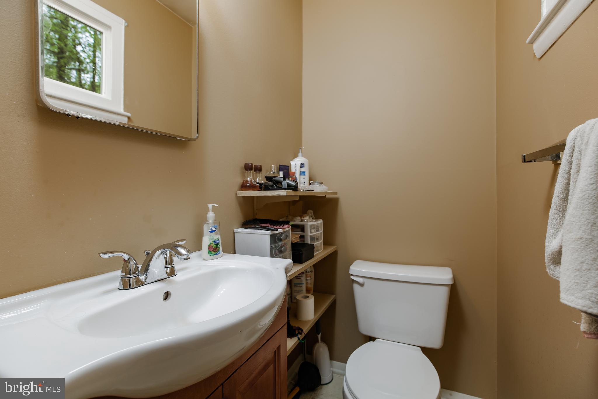 245 Walgrove Road Reisterstown, MD 21136 - Photo 15 of 27 Gallery Image 15