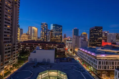 $1,025,000 | 645 Front Street, Unit 1604, San Diego, CA 92101