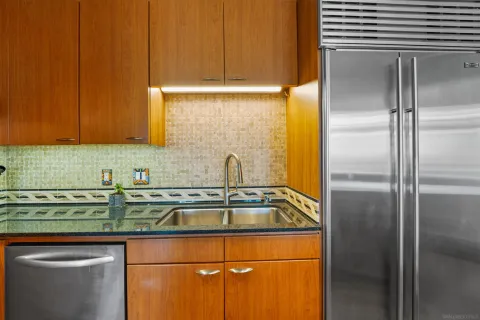 $1,025,000 | 645 Front Street, Unit 1604, San Diego, CA 92101