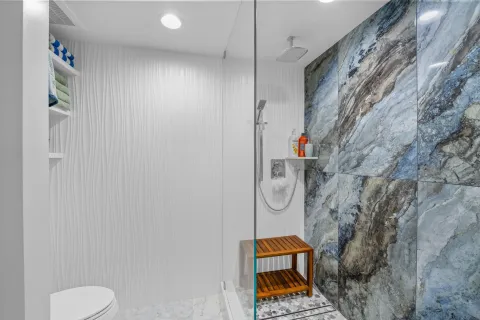 $1,025,000 | 645 Front Street, Unit 1604, San Diego, CA 92101