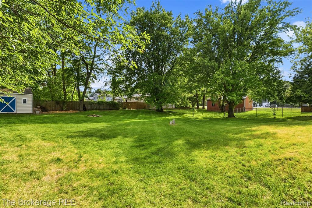 6509 Silver Lake Road Linden, MI 48451 - Photo 39 of 43