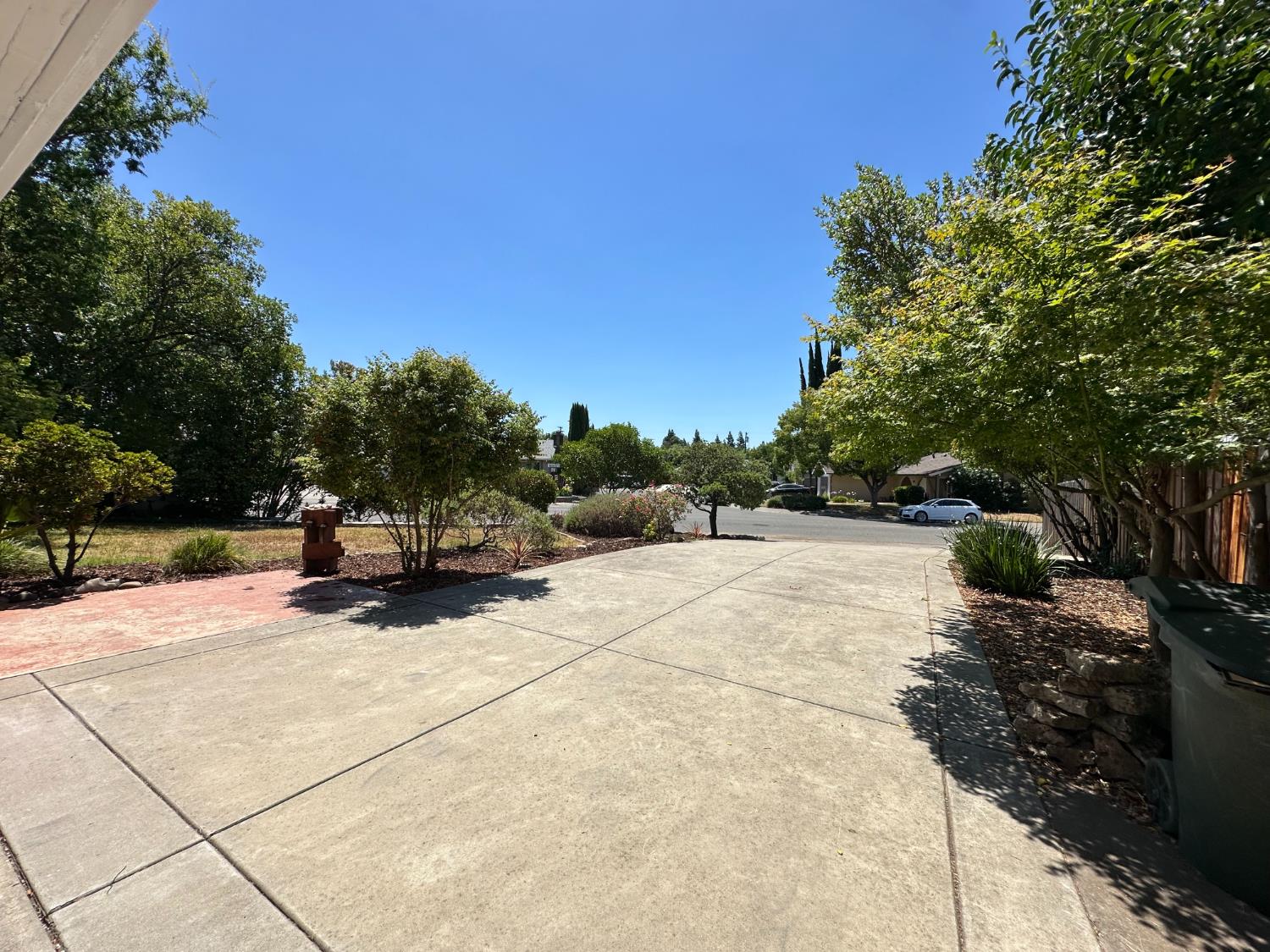 5727 Muldrow Road Sacramento, CA 95841 - Photo 2 of 61