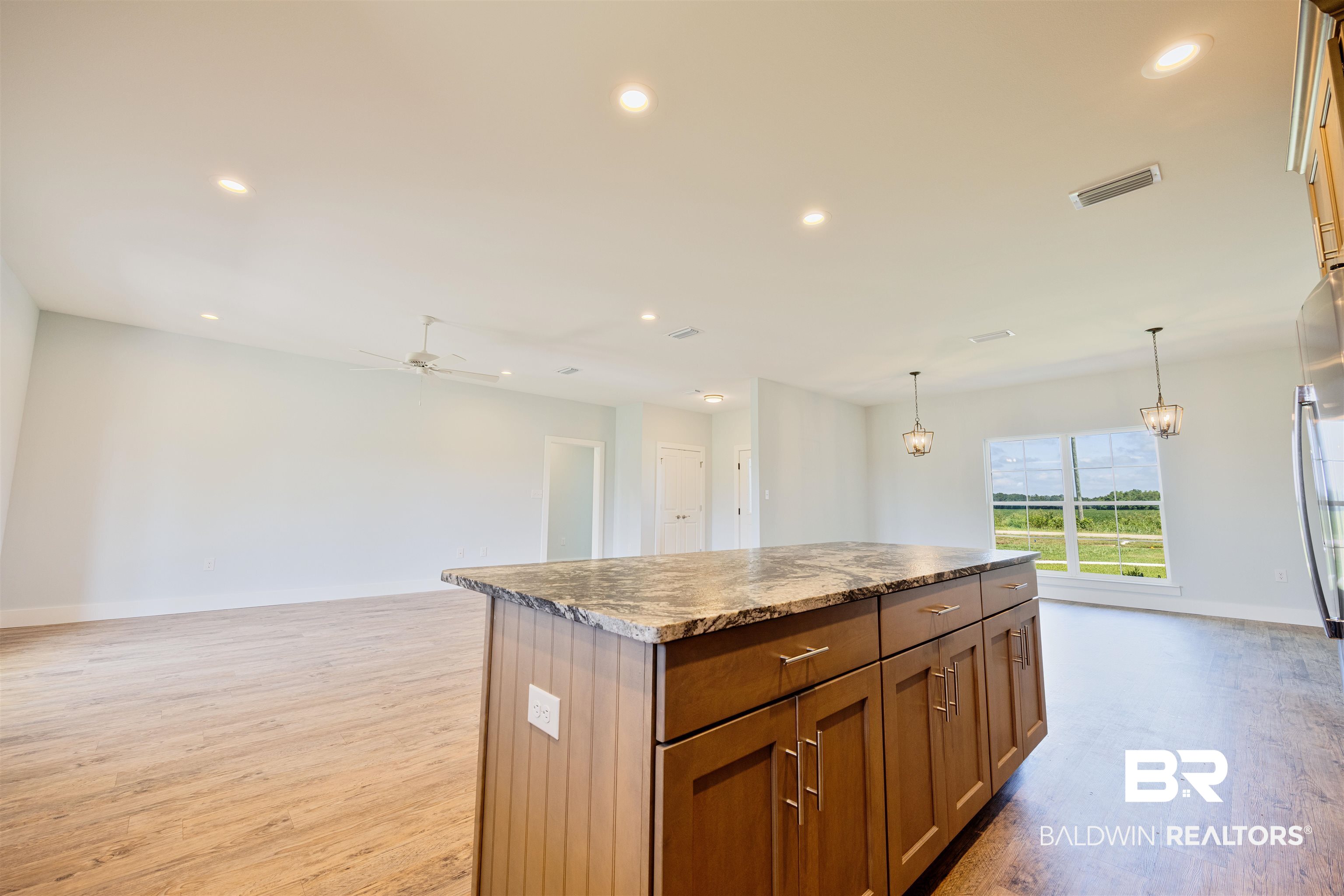 16940 Black Devine Road Loxley, AL 36551 - Photo 11 of 34