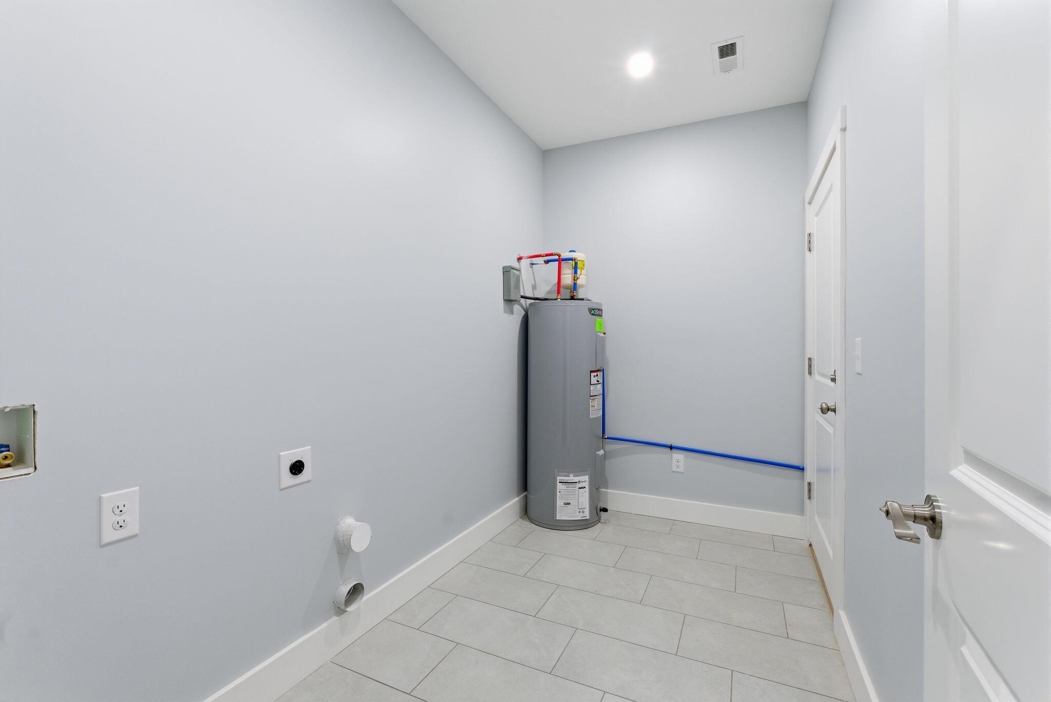 210 Max Cavnes Road Danville, KY 40422 - Photo 29 of 42 210 Max cavnes rd utility room