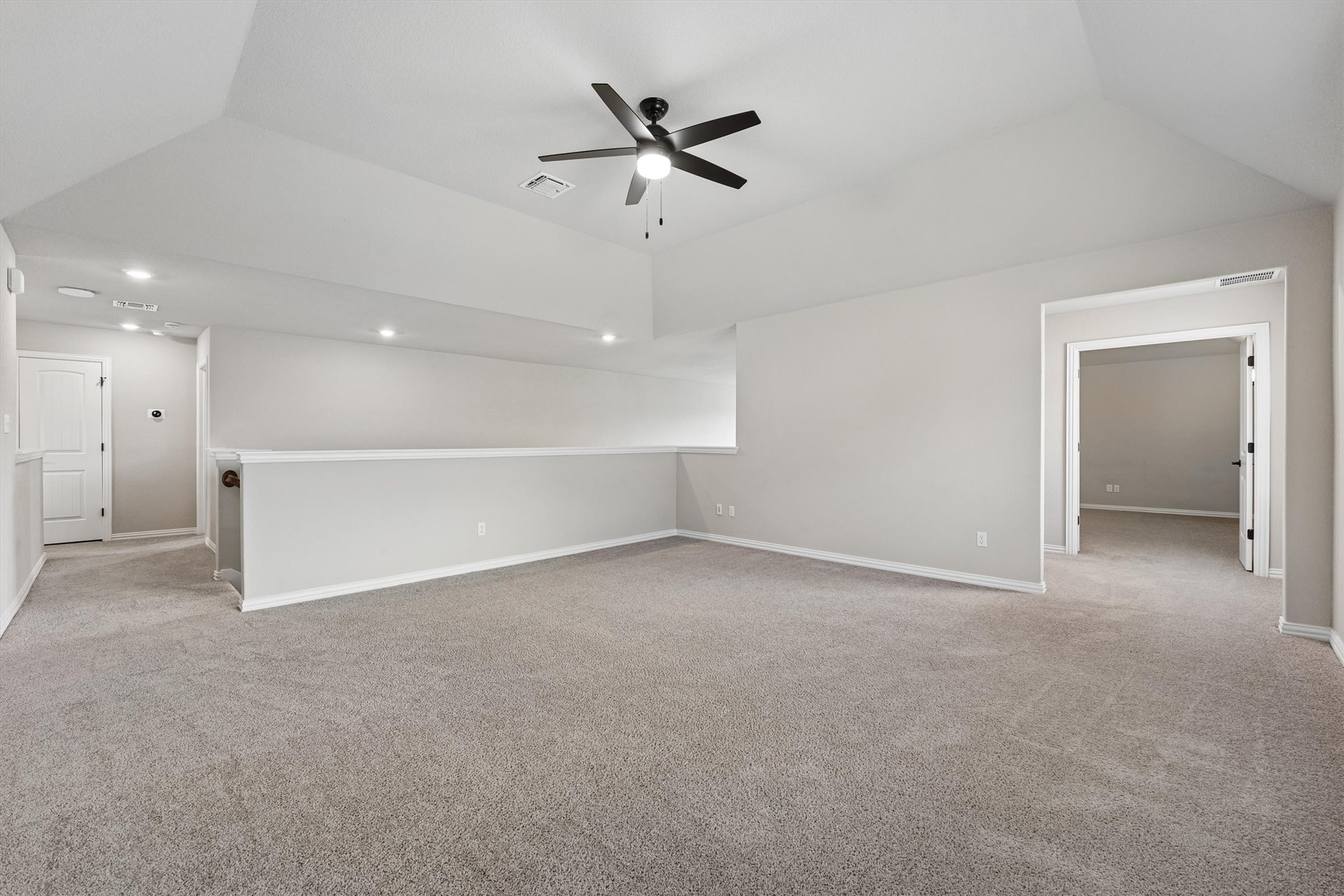 324 Autumn Oak Way Georgetown, TX 78628 - Photo 25 of 40 an empty room with a ceiling fan and a window
