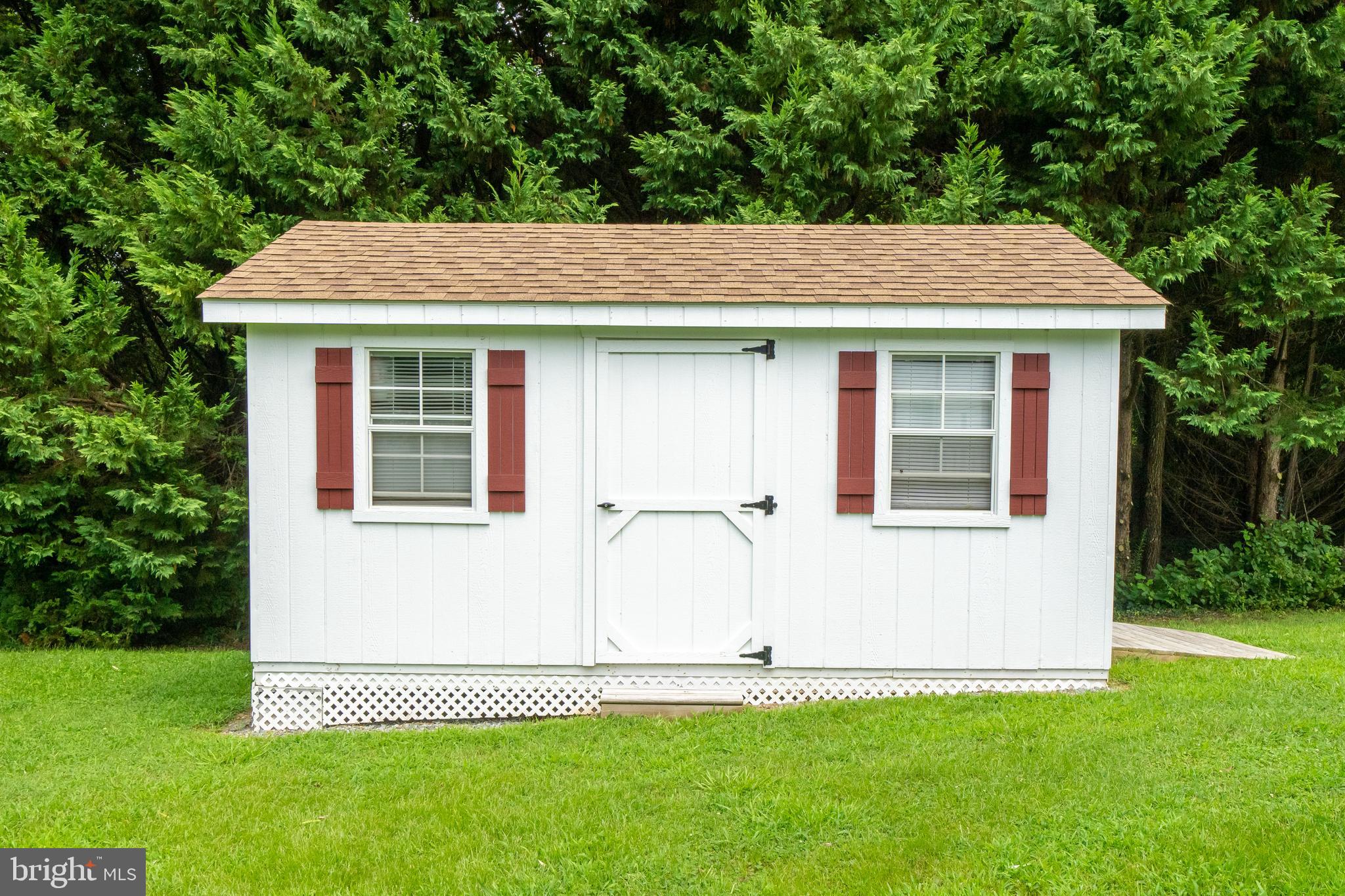 12380 Lewistown Road Cordova, MD 21625 - Photo 35 of 50 Front of shed