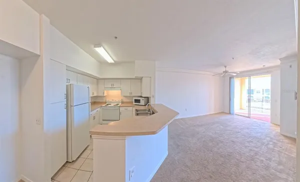 $1,700 | 4170 Central Sarasota Parkway, Unit 426, Sarasota, FL 34238