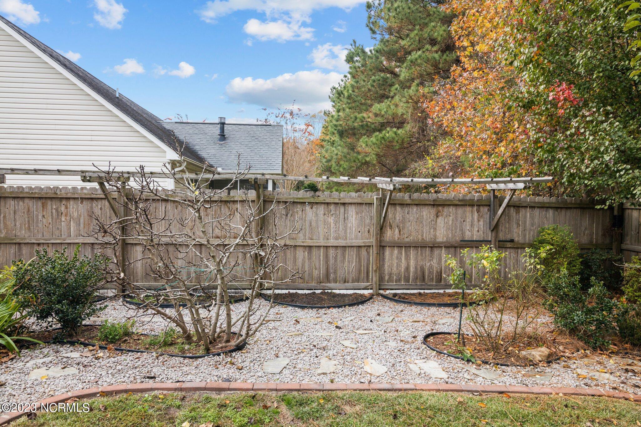 412 Conner Grant Road New Bern, NC 28562 - Photo 37 of 44 11-web-or-mls-2I3A0010