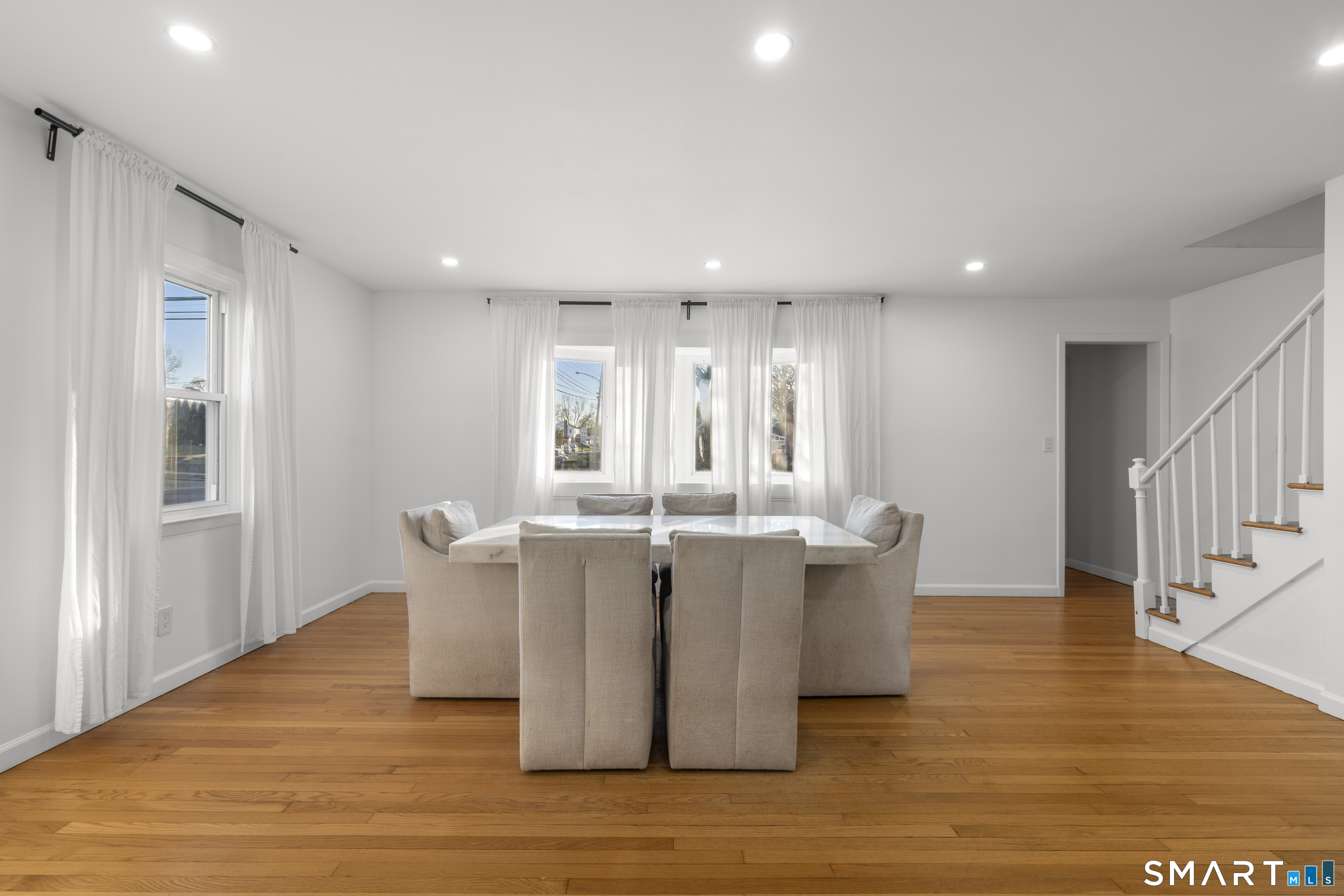 948 Wayne Street Bridgeport, CT 06606 - Photo 15 of 40