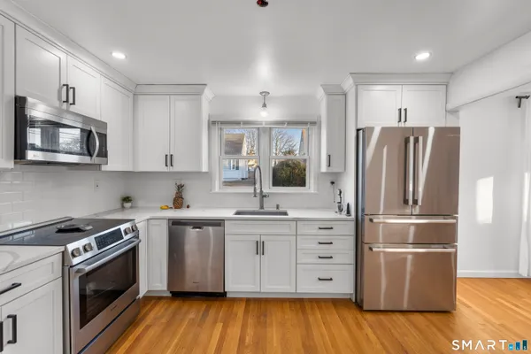 $485,000 | 948 Wayne Street, Bridgeport, CT 06606