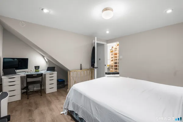 $485,000 | 948 Wayne Street, Bridgeport, CT 06606