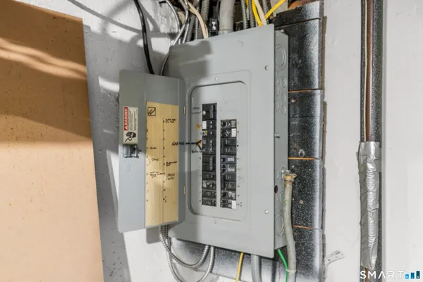 $485,000 | 948 Wayne Street, Bridgeport, CT 06606