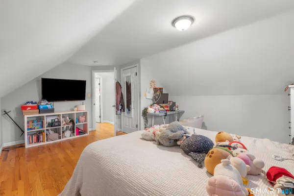 $485,000 | 948 Wayne Street, Bridgeport, CT 06606