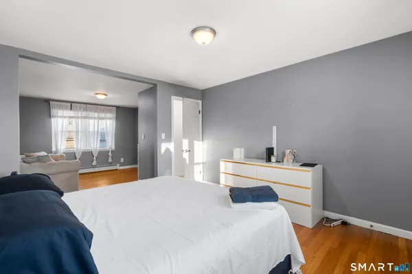 $485,000 | 948 Wayne Street, Bridgeport, CT 06606