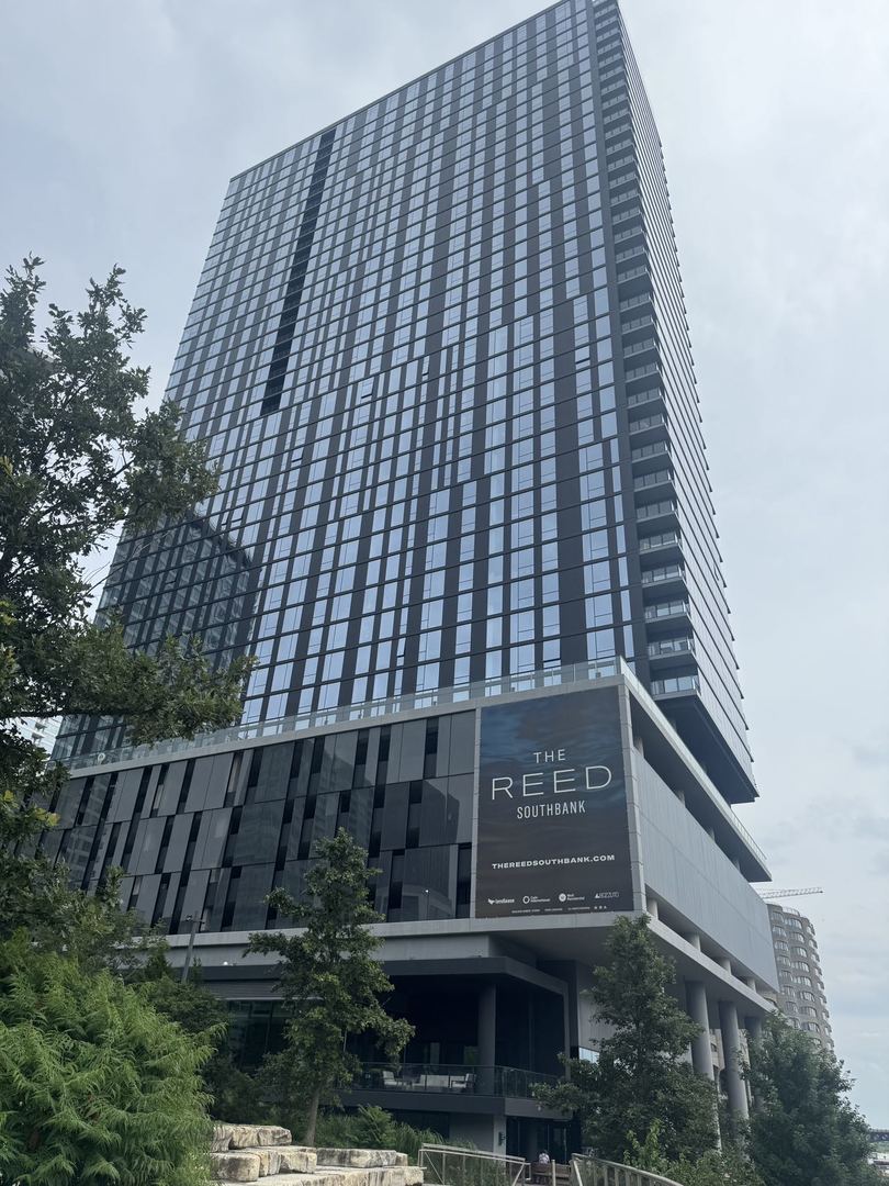 234 West Polk Street, Unit 2906 Chicago, IL 60607 - Photo 1 of 11