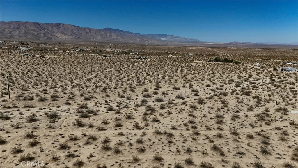 775 Manzanita Road Landers, CA 92285 - Photo 12 of 15 a view of a sky