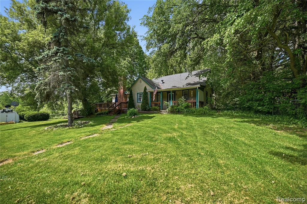 6790 Weyer Road Imlay City, MI 48444 - Photo 1 of 34