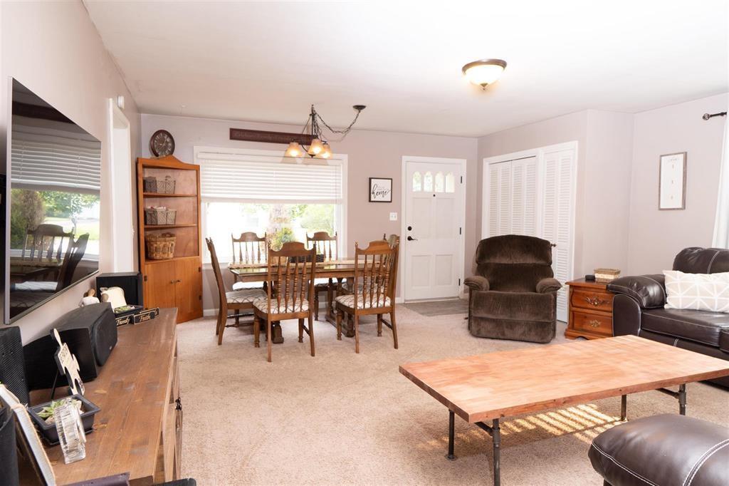 3123 West Torquay Road Muncie, IN 47304 - Photo 3 of 15