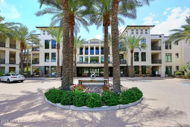 $7,500 | 8 Biltmore Estates Drive, Unit 301 | Biltmore