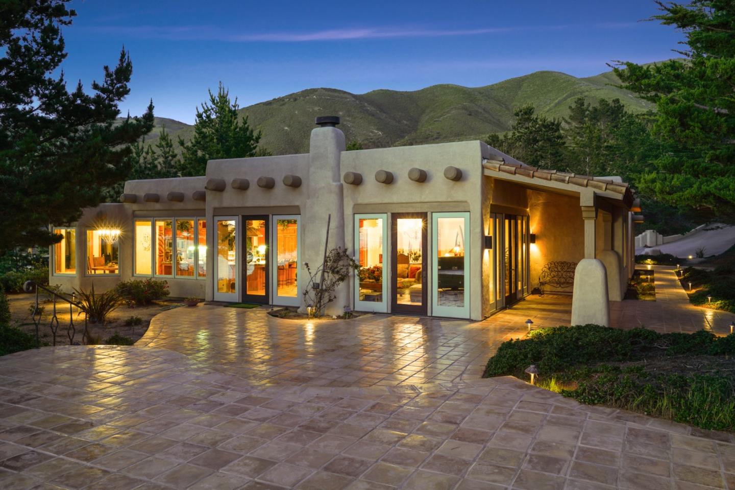 31541 Highway 1 Carmel, CA 93923 - Photo 72 of 73 a front view of a house with a yard