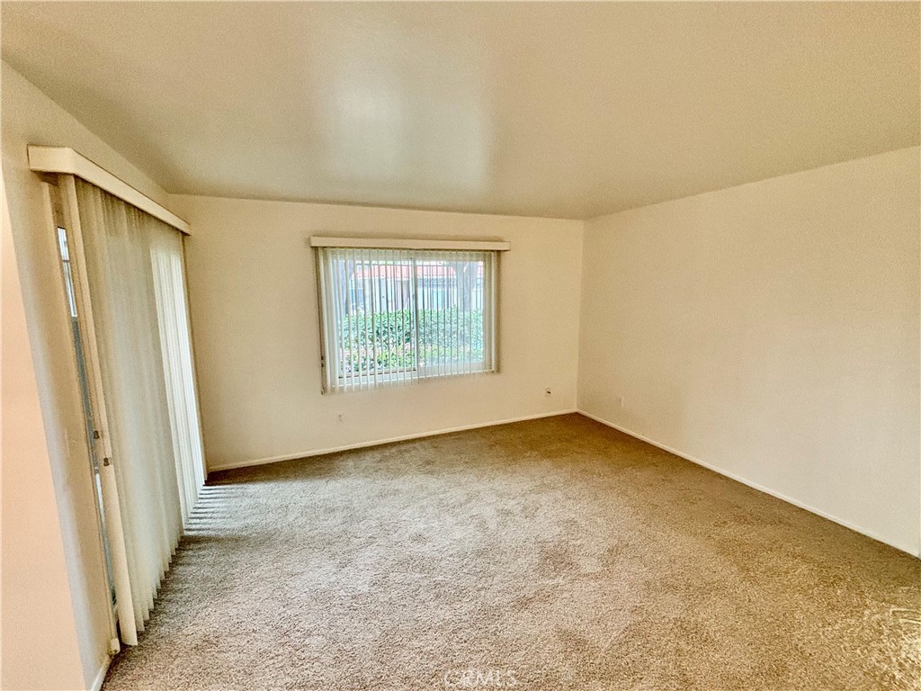 260 Lemon Grove Irvine, CA 92618 - Photo 2 of 13