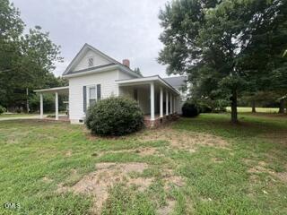 1484 Brinkley Road Dunn, NC 28334 - Photo 2 of 20