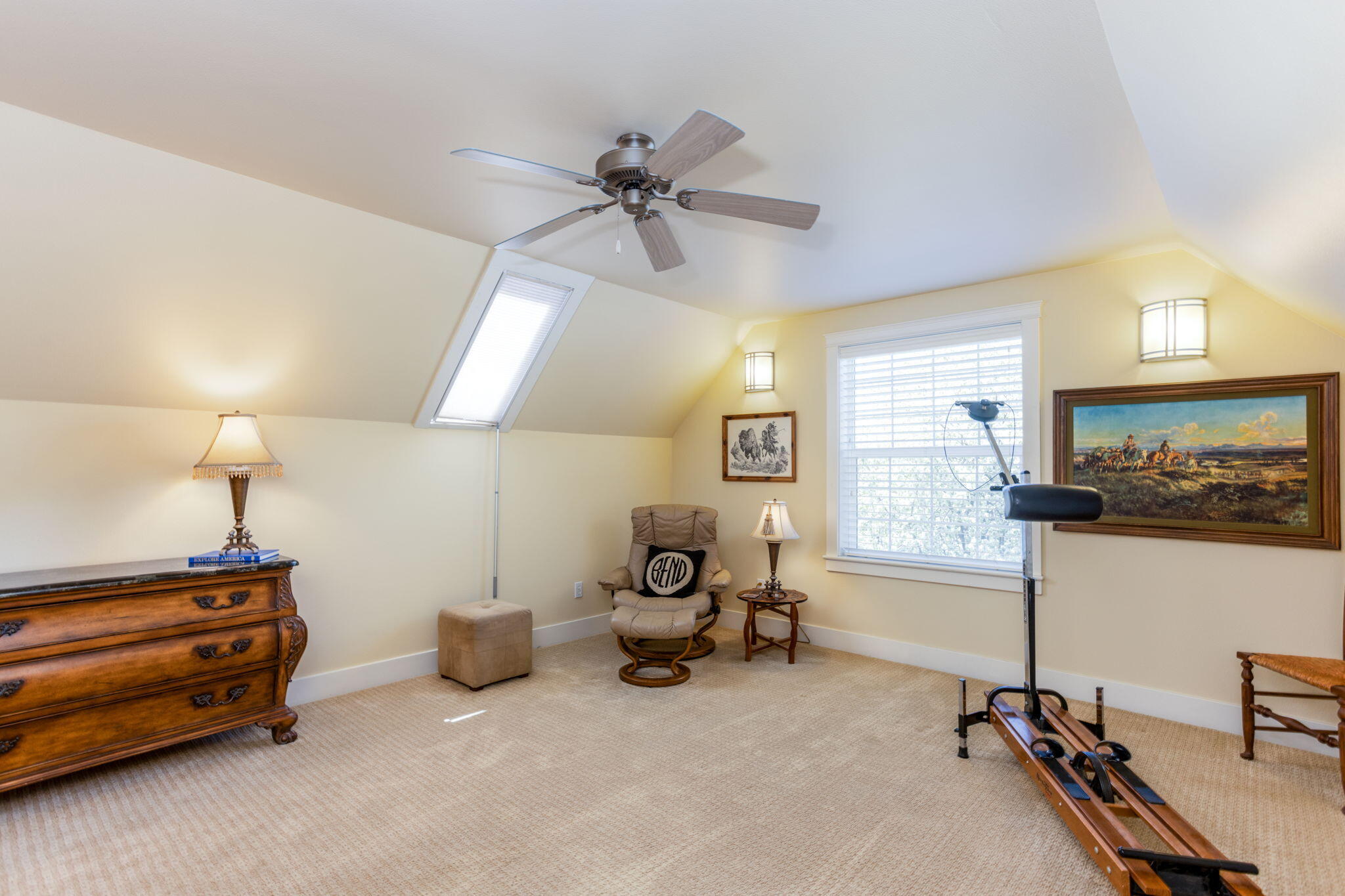 61186 Ridgewater Loop Bend, OR 97702 - Photo 25 of 33 Upstairs large bonus, or 4th bedroom, with skylights