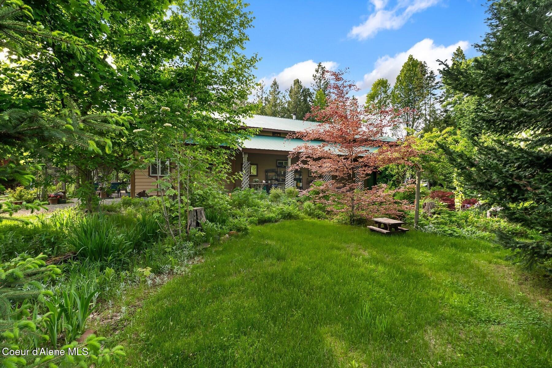 446 Hummingbird Drive Sandpoint, ID 83864 - Photo 77 of 95 Lawn