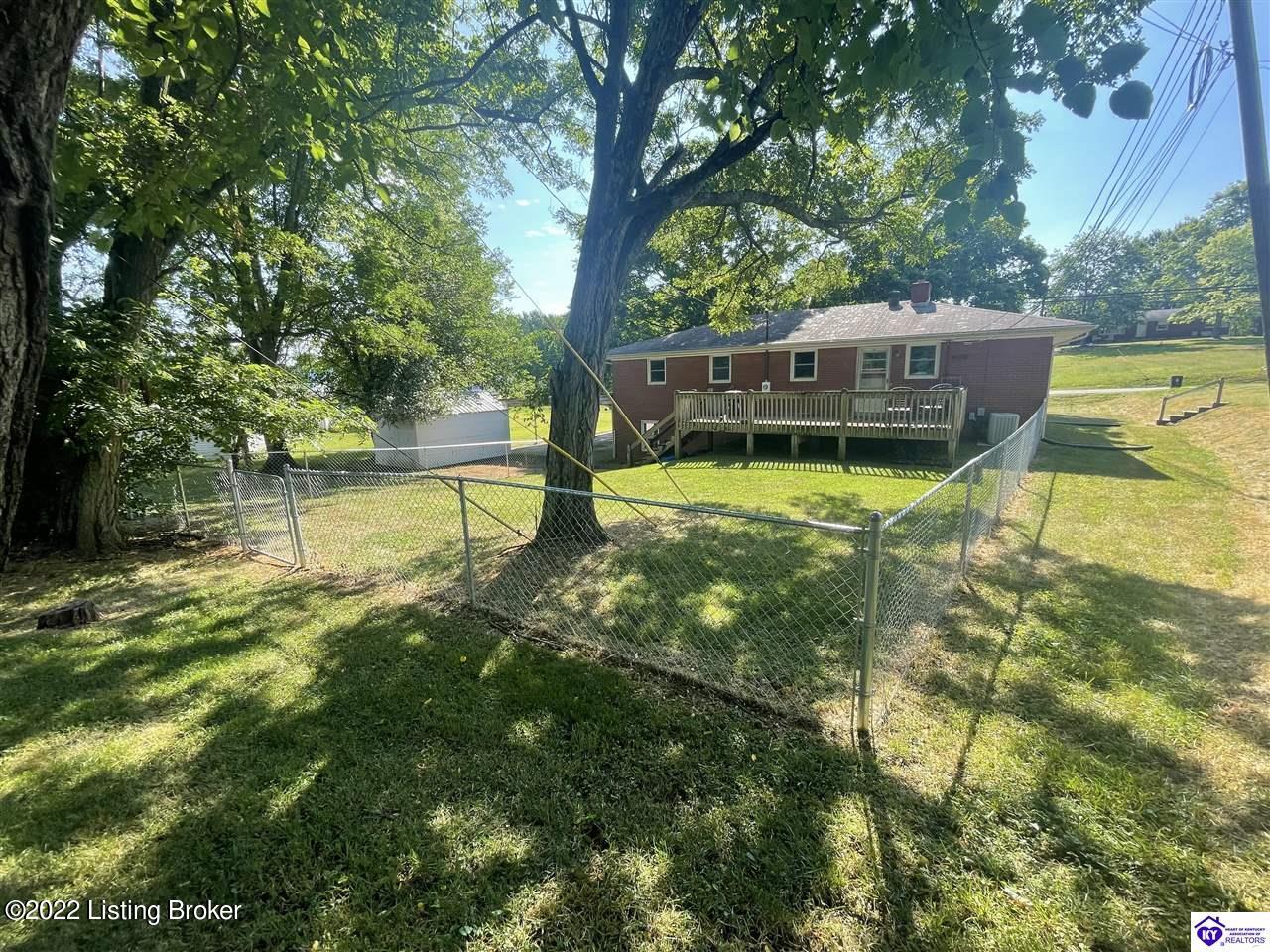 1216 Old State Road Brandenburg, KY 40108 - Photo 8 of 45 1251105-7