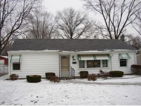 1205 South Wabash Road Rochester, IN 46975 - Photo 1 of 1