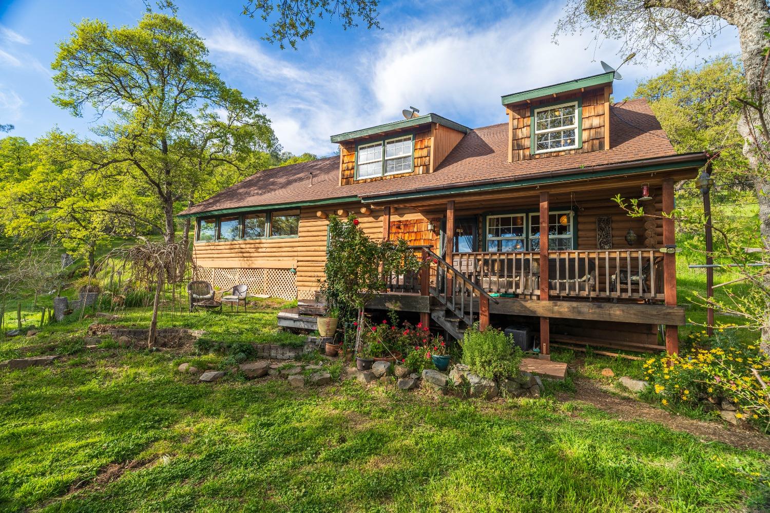 16100 Barbara Court Grass Valley, CA 95949 - Photo 1 of 86