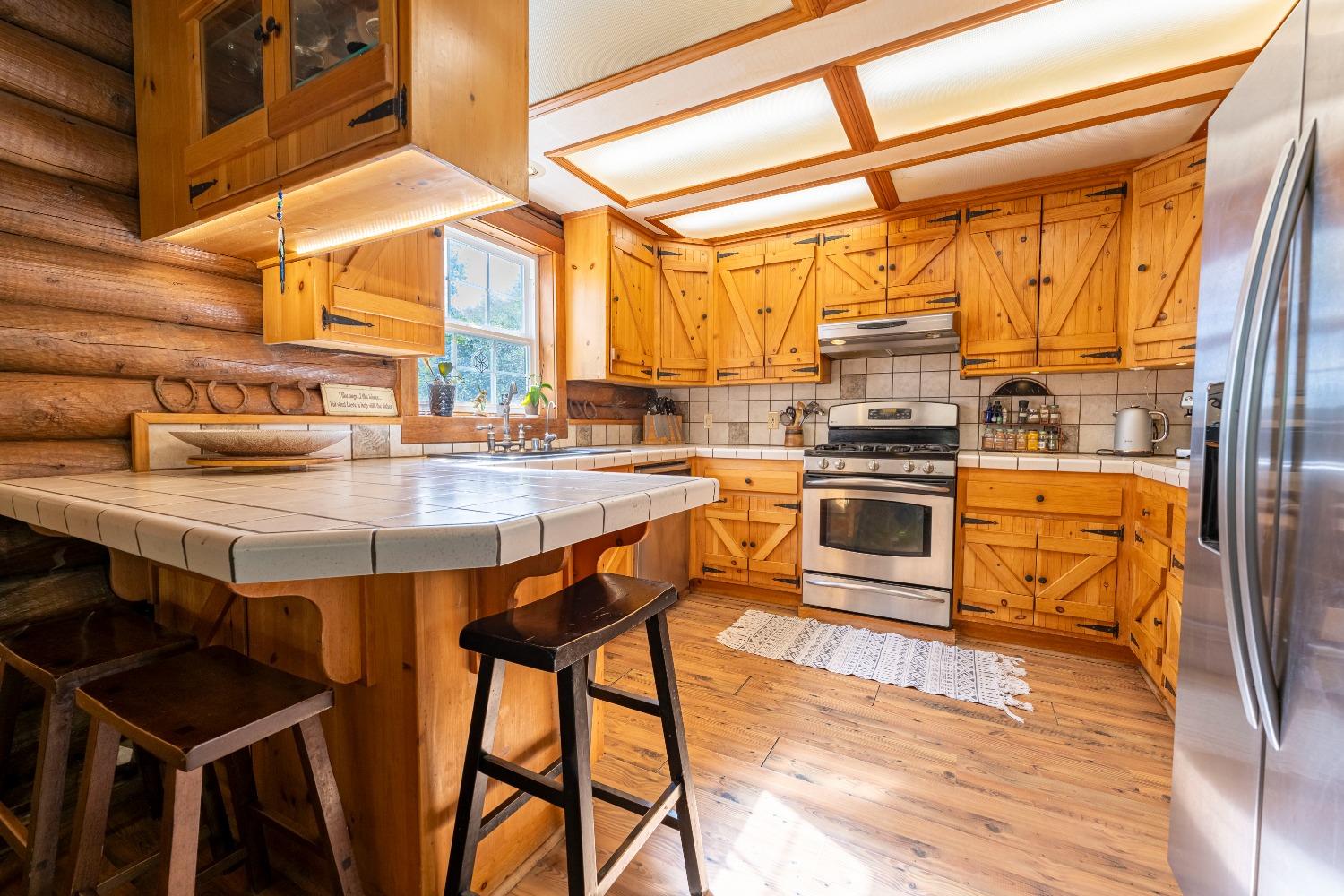 16100 Barbara Court Grass Valley, CA 95949 - Photo 15 of 86