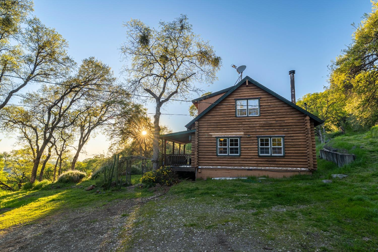 16100 Barbara Court Grass Valley, CA 95949 - Photo 65 of 86