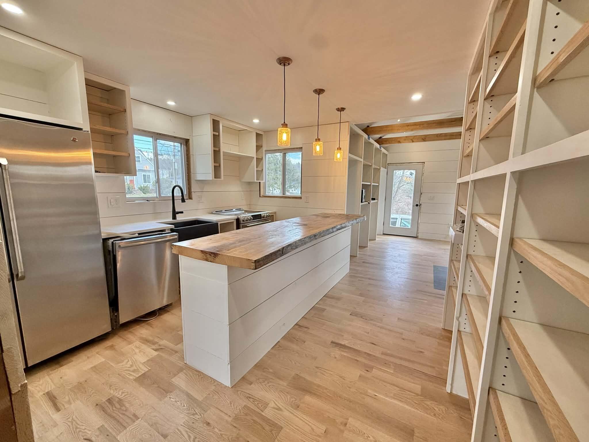 741 Webster Street Lewiston, ME 04240 - Photo 3 of 18 659f031b-fa43-40ff-b891-c3b54e1bcc3b