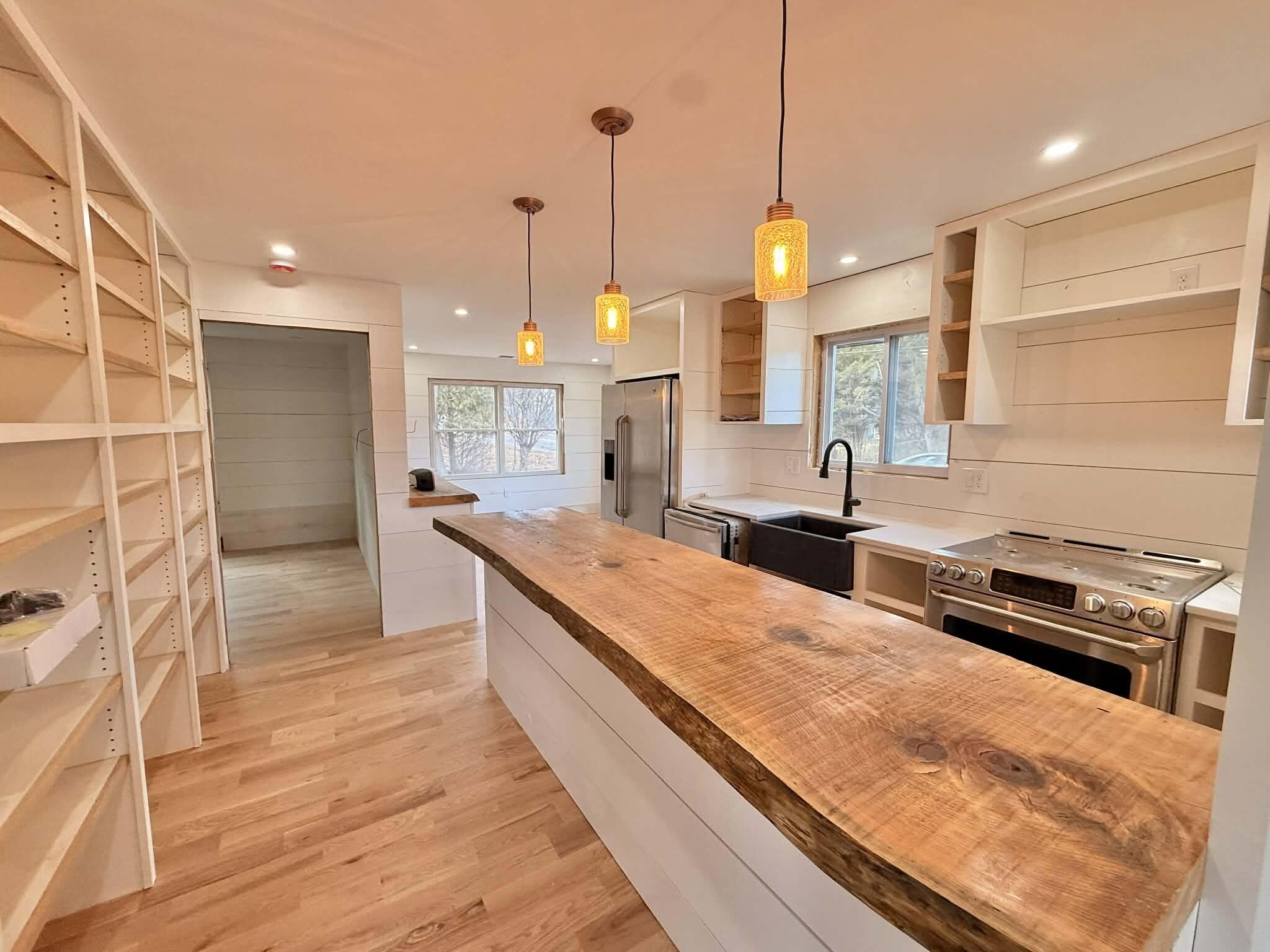 741 Webster Street Lewiston, ME 04240 - Photo 4 of 18 765a1aa2-3aa3-4f82-92eb-7f28a12d1c74