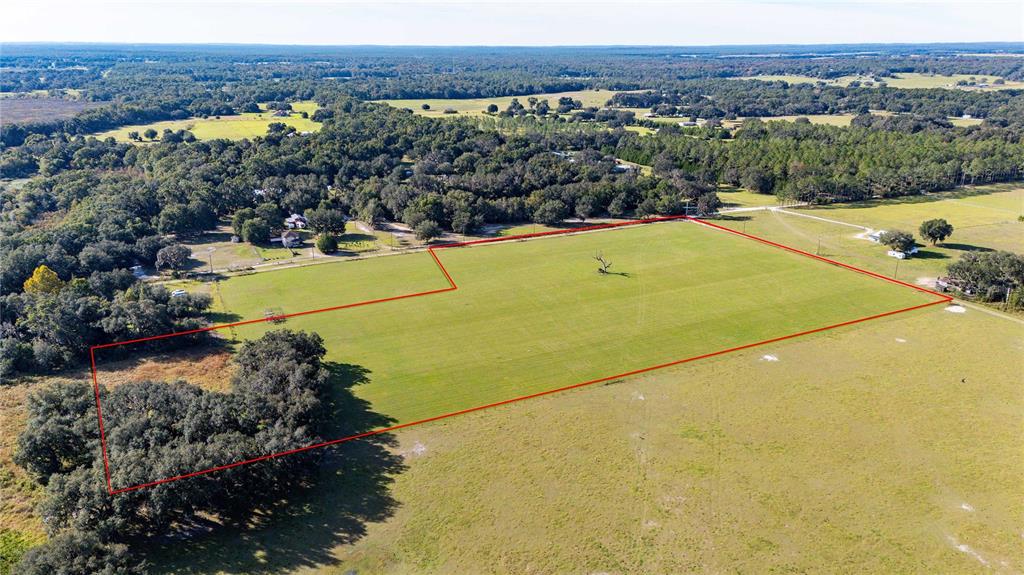 Southwest 60th Avenue Bushnell, FL 33513 - Photo 6 of 12 a view of a tennis court