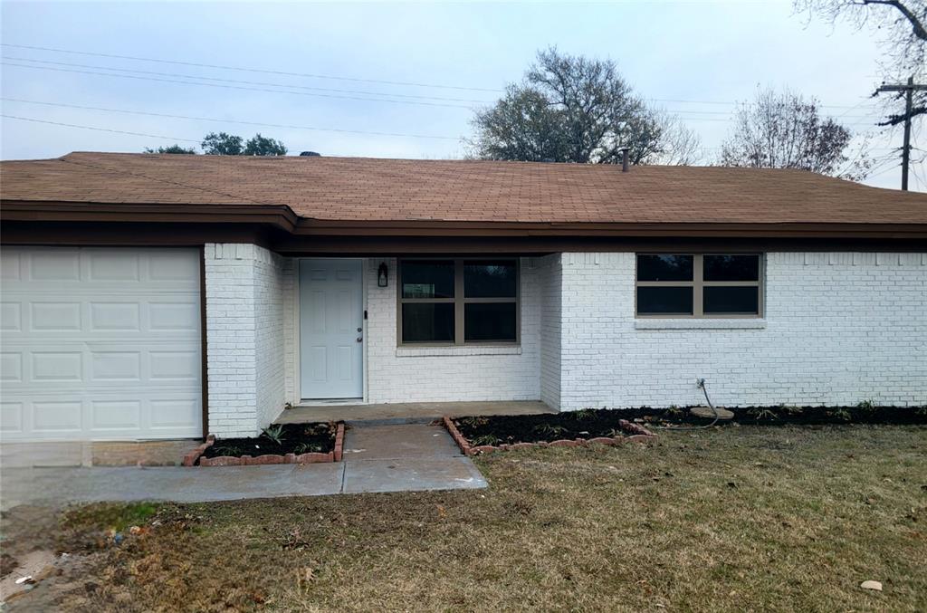 812 Irwin Drive Hurst, TX 76053 - Photo 1 of 1 a front view of house with yard