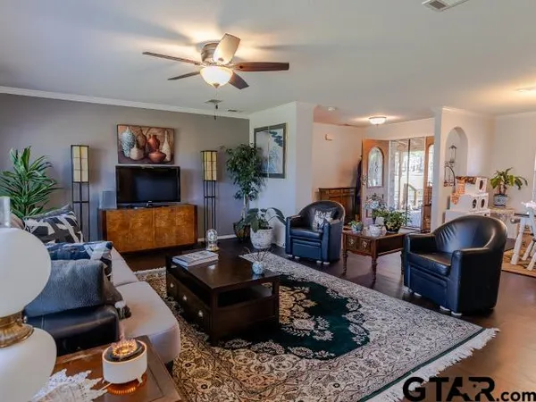 $319,000 | 495 Wilcox Drive, Rusk, TX 75785
