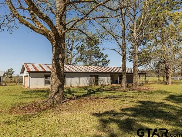 $319,000 | 495 Wilcox Drive, Rusk, TX 75785