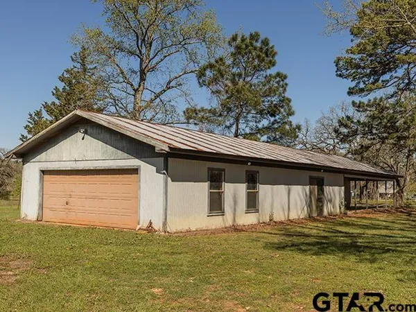$319,000 | 495 Wilcox Drive, Rusk, TX 75785