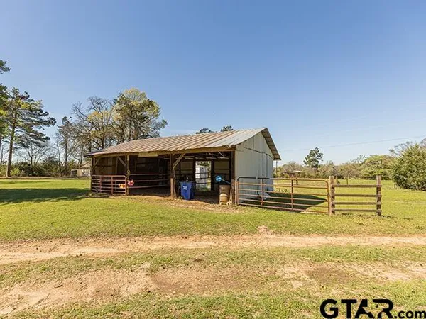 $319,000 | 495 Wilcox Drive, Rusk, TX 75785