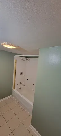 $1,200 | 5731 South Campbell Avenue, Unit G, Chicago, IL 60629