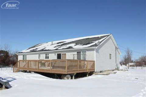 7533 Reid Road Swartz Creek, MI 48473 - Photo 3 of 30 20394299-2.JPG