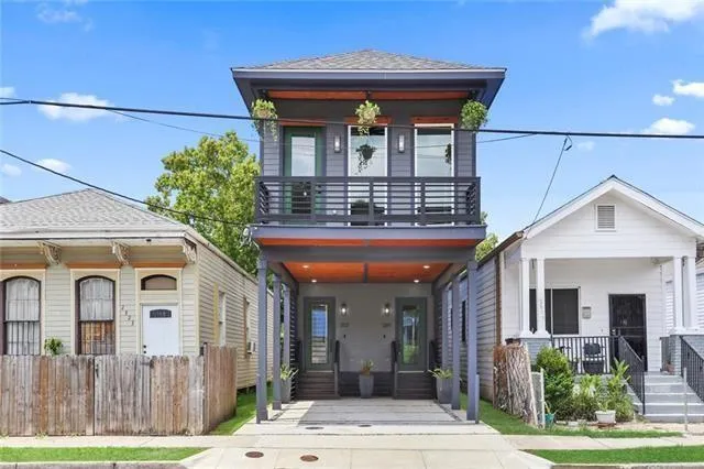 $2,000 | 2819 Dryades Street, New Orleans, LA 70115