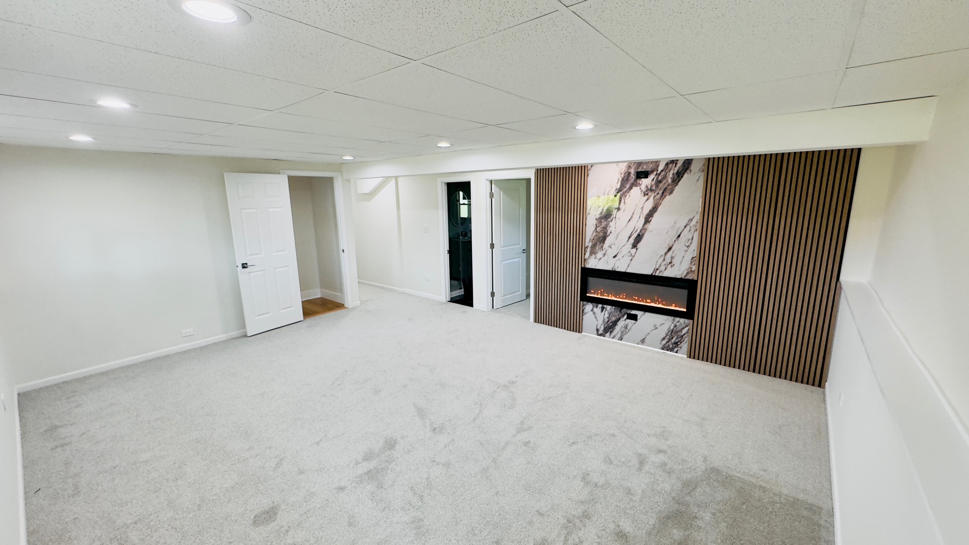 527 Northgate Road Lindenhurst, IL 60046 - Photo 23 of 36