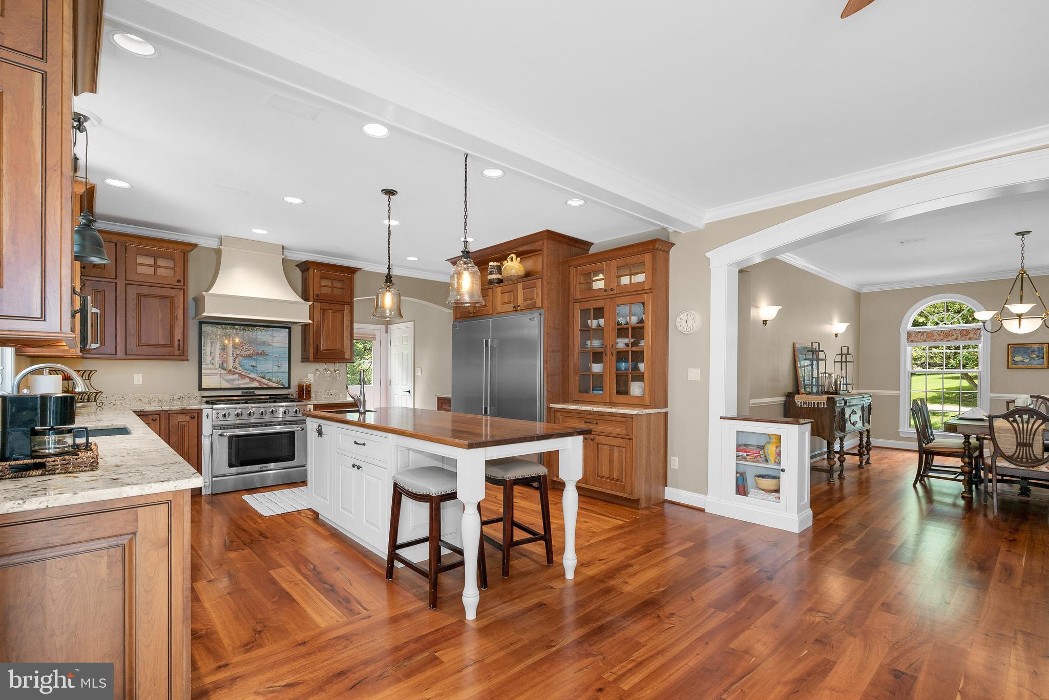 105 North Rolling Road Baltimore, MD 21228 - Photo 13 of 66
