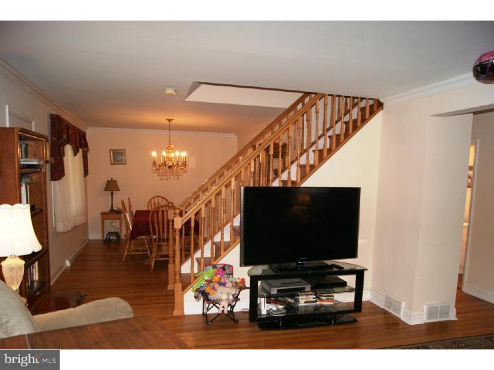 914 East Cathedral Road Philadelphia, PA 19128 - Photo 4 of 18 Gallery Image 4